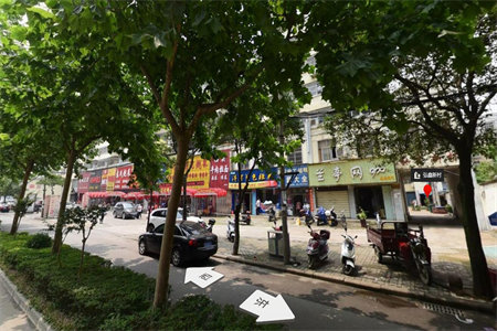 鲁南商城一期2室2厅1卫精装修